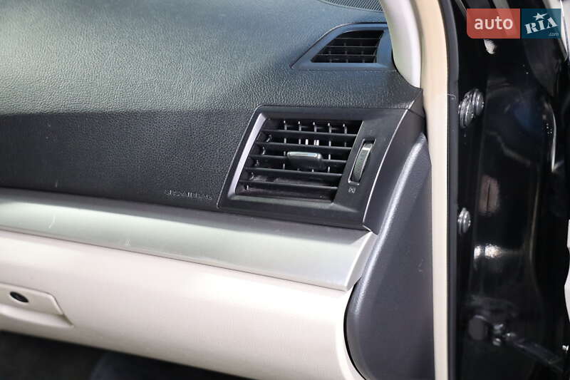 Універсал Subaru Outback 2012 в Луцьку