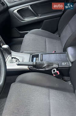 Универсал Subaru Outback 2005 в Киеве