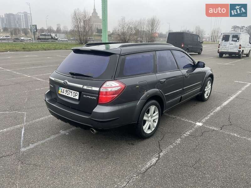 Універсал Subaru Outback 2007 в Києві