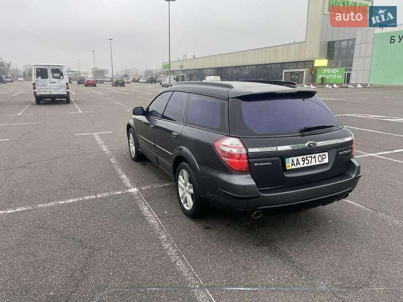 Універсал Subaru Outback 2007 в Києві