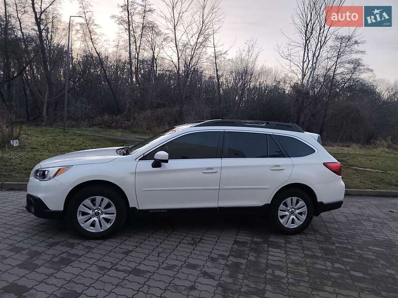 Универсал Subaru Outback 2015 в Львове