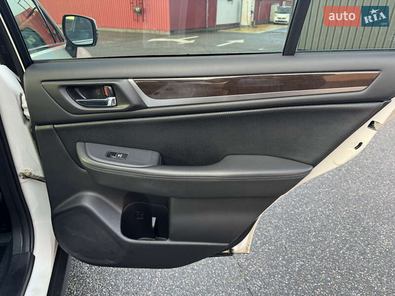 Универсал Subaru Outback 2015 в Киеве фото 13 Универсал Subaru Outback 2015 в Киеве