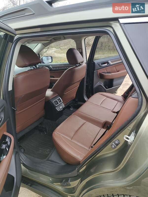 Универсал Subaru Outback 2017 в Киеве фото 13 Универсал Subaru Outback 2017 в Киеве