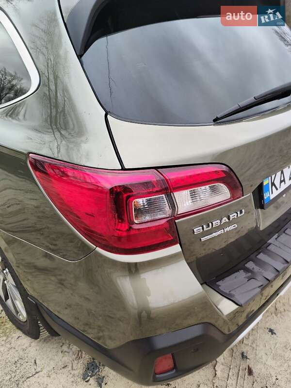 Универсал Subaru Outback 2017 в Киеве фото 18 Универсал Subaru Outback 2017 в Киеве