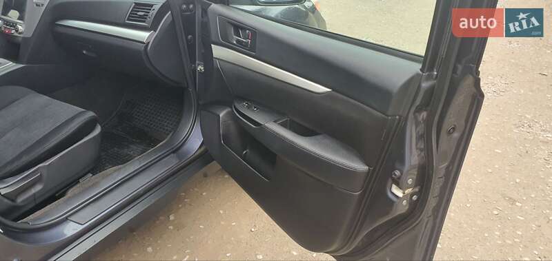 Универсал Subaru Outback 2014 в Ивано-Франковске