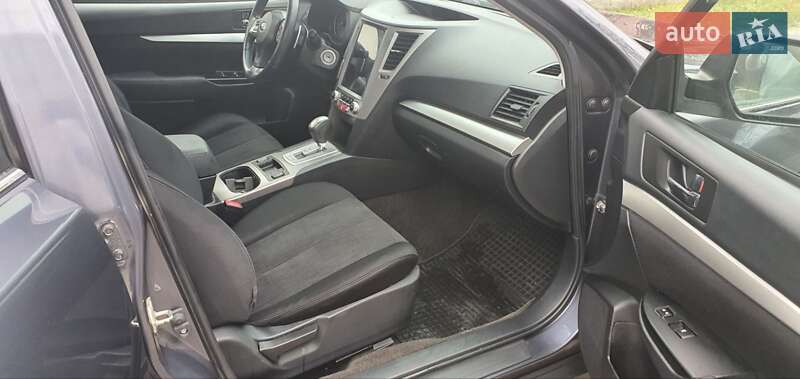 Универсал Subaru Outback 2014 в Ивано-Франковске