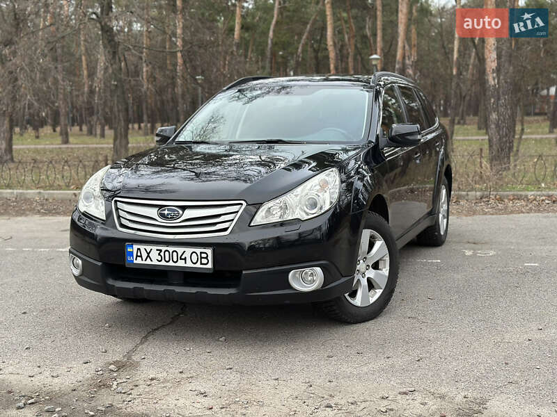 Subaru Outback 2011