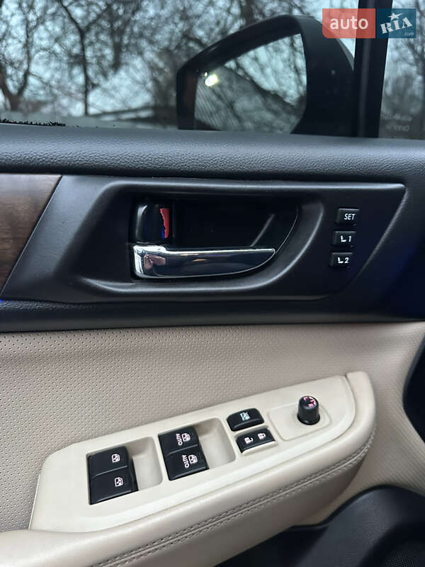 Універсал Subaru Outback 2015 в Тернополі