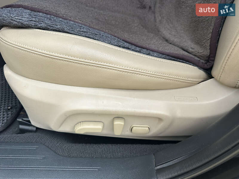 Універсал Subaru Outback 2015 в Тернополі