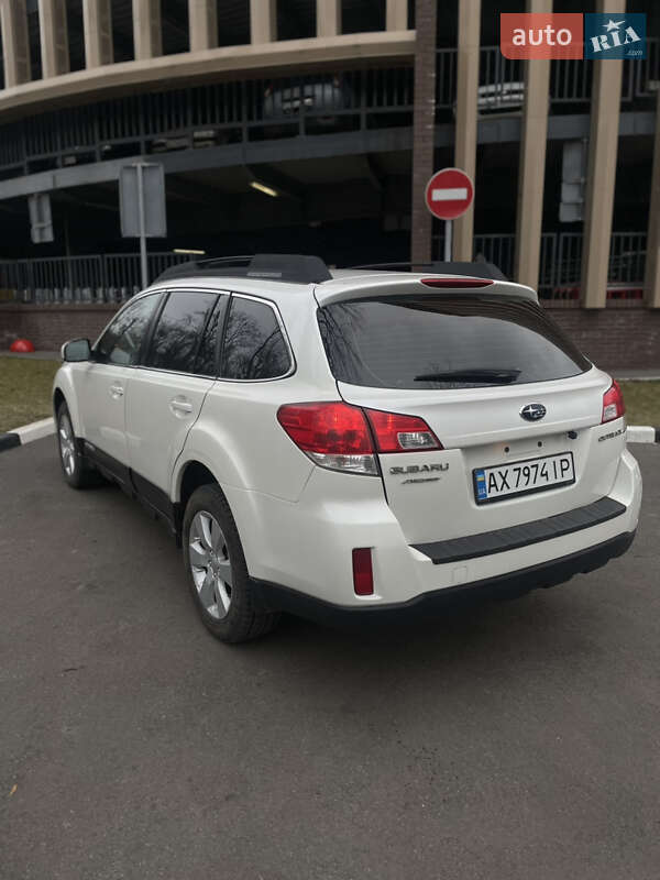 Універсал Subaru Outback 2012 в Харкові