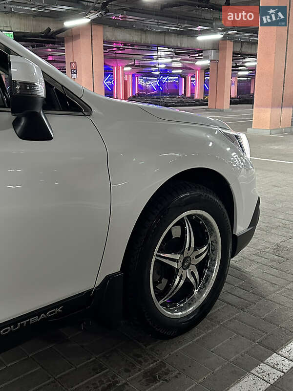 Универсал Subaru Outback 2015 в Софиевской Борщаговке
