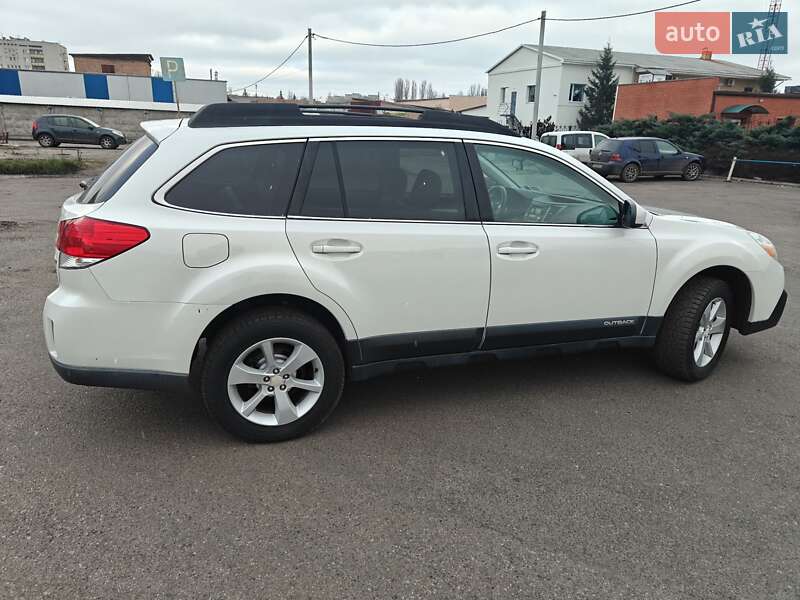 Универсал Subaru Outback 2013 в Черкассах