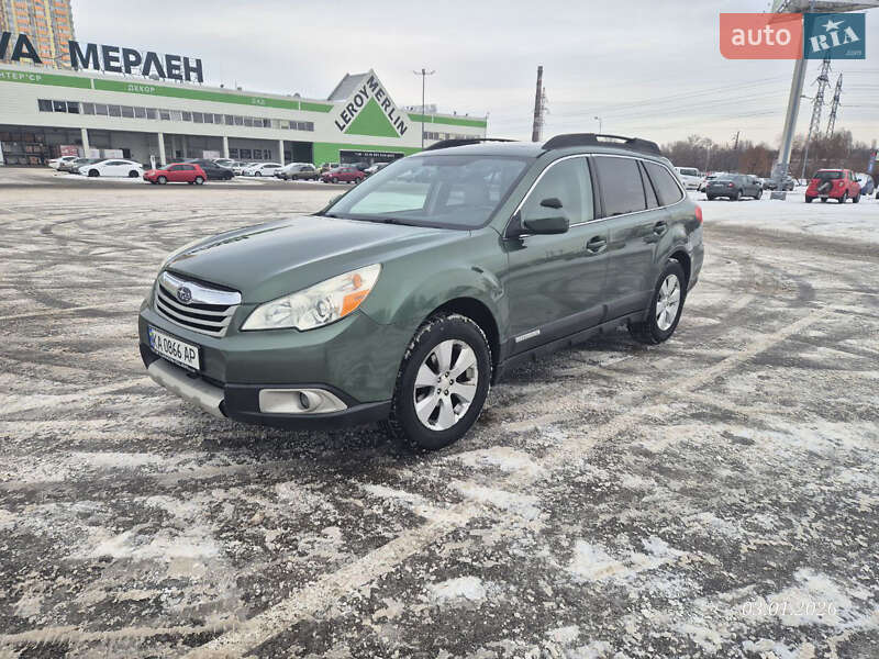 Универсал Subaru Outback 2010 в Киеве