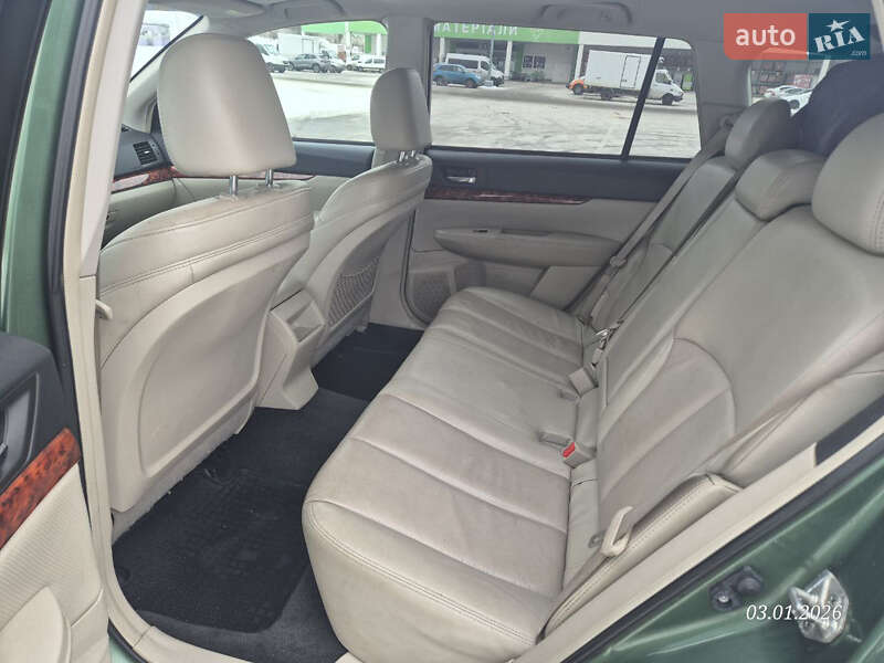 Универсал Subaru Outback 2010 в Киеве