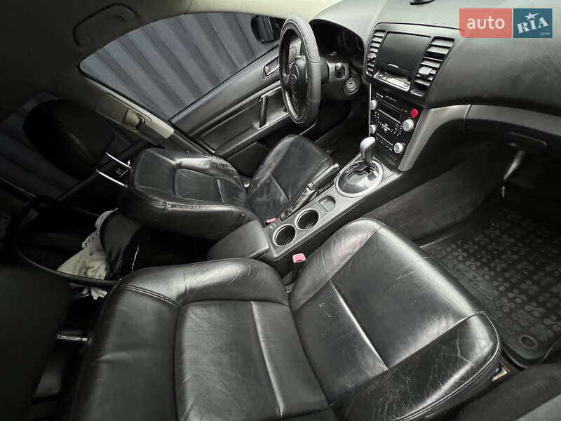 Универсал Subaru Outback 2006 в Киеве