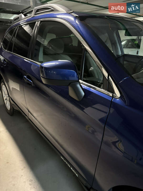 Универсал Subaru Outback 2016 в Киеве