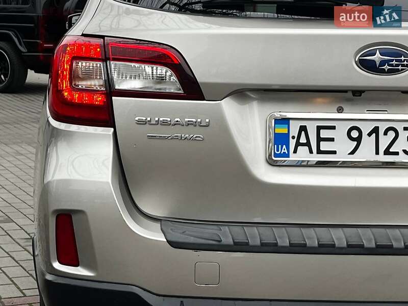 Универсал Subaru Outback 2015 в Днепре
