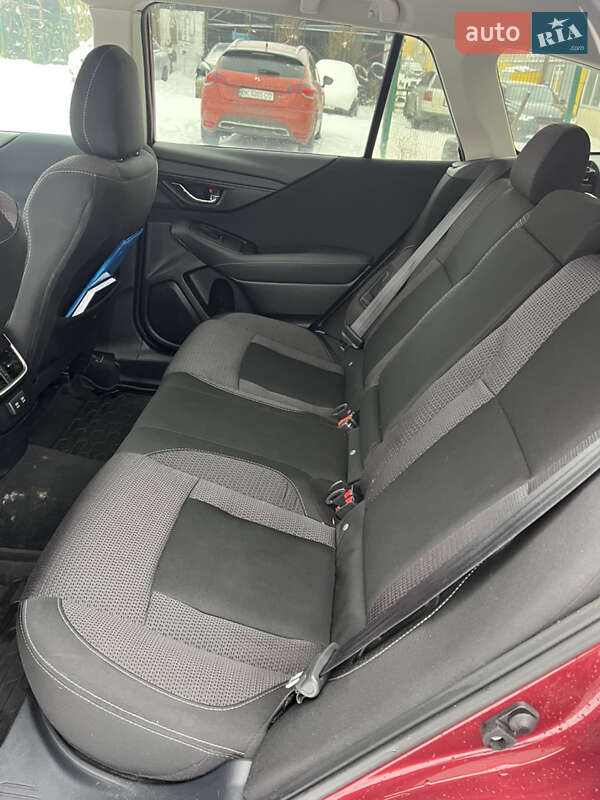 Внедорожник / Кроссовер Subaru Outback 2022 в Черкассах