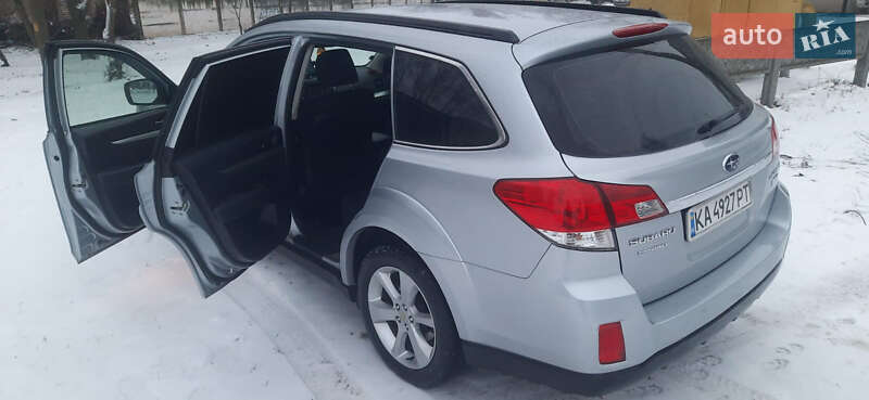 Универсал Subaru Outback 2013 в Павлограде