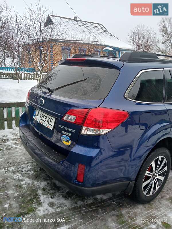 Универсал Subaru Outback 2011 в Каневе