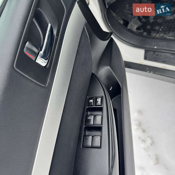 Універсал Subaru Outback 2011 в Києві фото 13 Універсал Subaru Outback 2011 в Києві