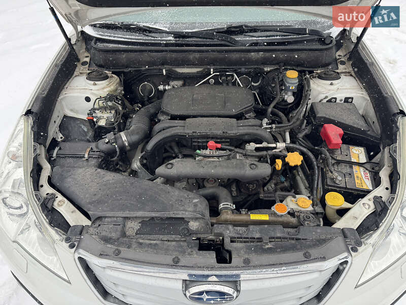 Універсал Subaru Outback 2011 в Києві фото 29 Універсал Subaru Outback 2011 в Києві