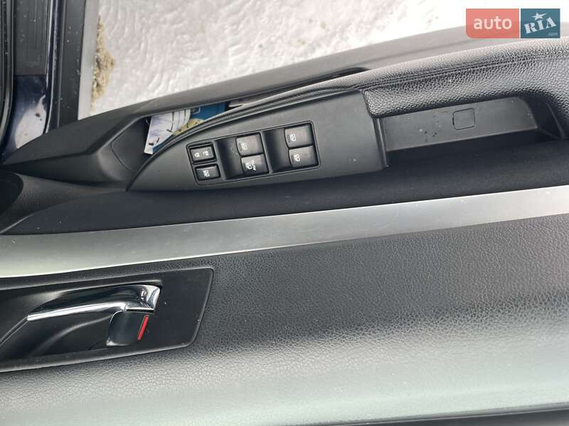 Универсал Subaru Outback 2013 в Львове