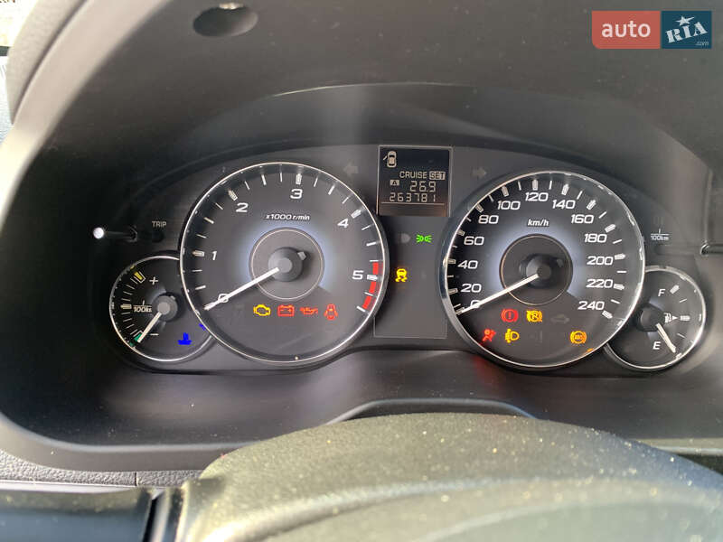 Универсал Subaru Outback 2010 в Николаеве