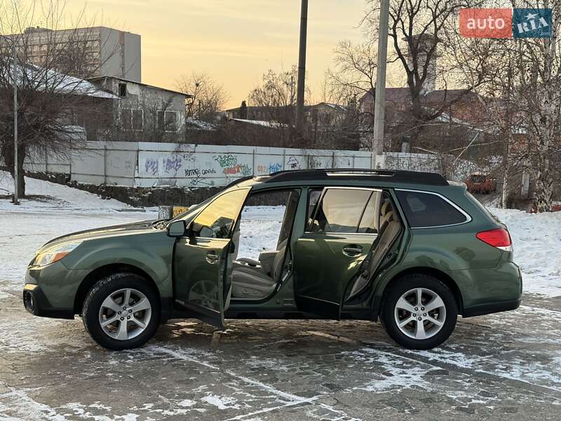 Универсал Subaru Outback 2012 в Черкассах