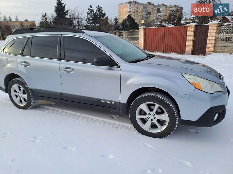 Универсал Subaru Outback 2013 в Кривом Роге