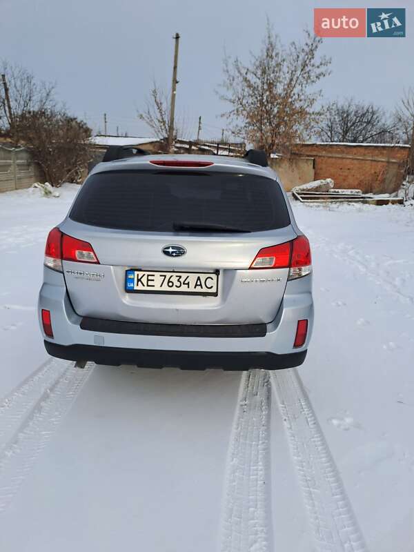Универсал Subaru Outback 2013 в Кривом Роге