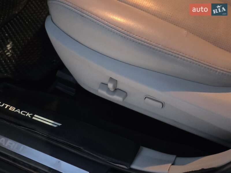 Универсал Subaru Outback 2013 в Тернополе