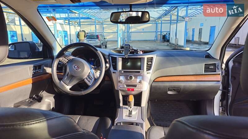 Универсал Subaru Outback 2013 в Киеве фото 10 Универсал Subaru Outback 2013 в Киеве