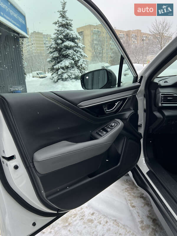 Универсал Subaru Outback 2021 в Киеве