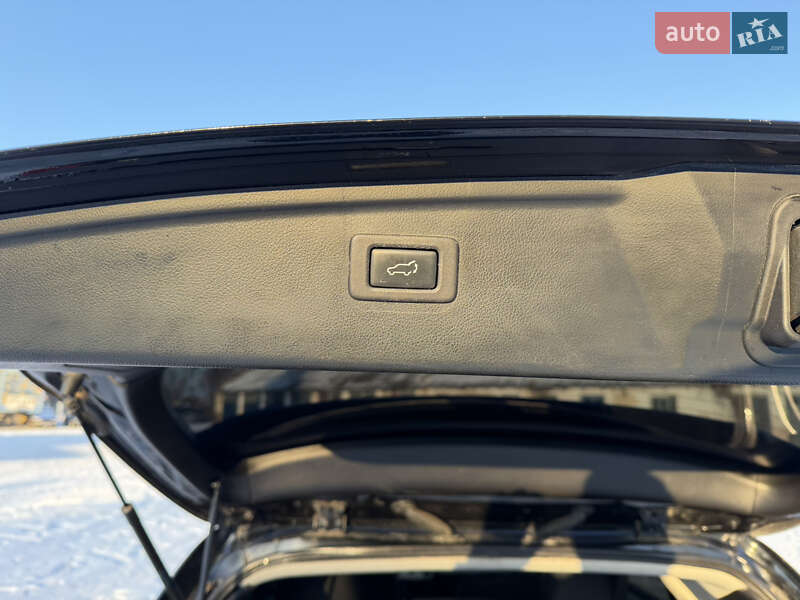 Универсал Subaru Outback 2015 в Хороле