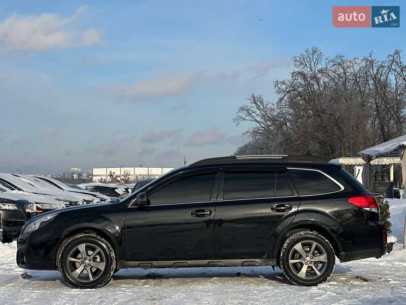 Универсал Subaru Outback 2013 в Киеве