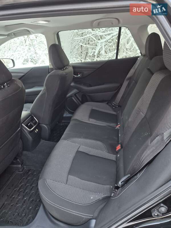 Позашляховик / Кросовер Subaru Outback 2022 в Києві