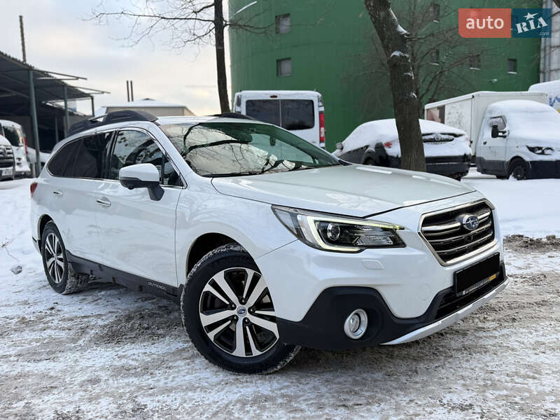 Универсал Subaru Outback 2018 в Киеве