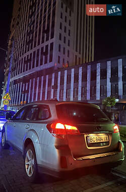 Универсал Subaru Outback 2013 в Львове
