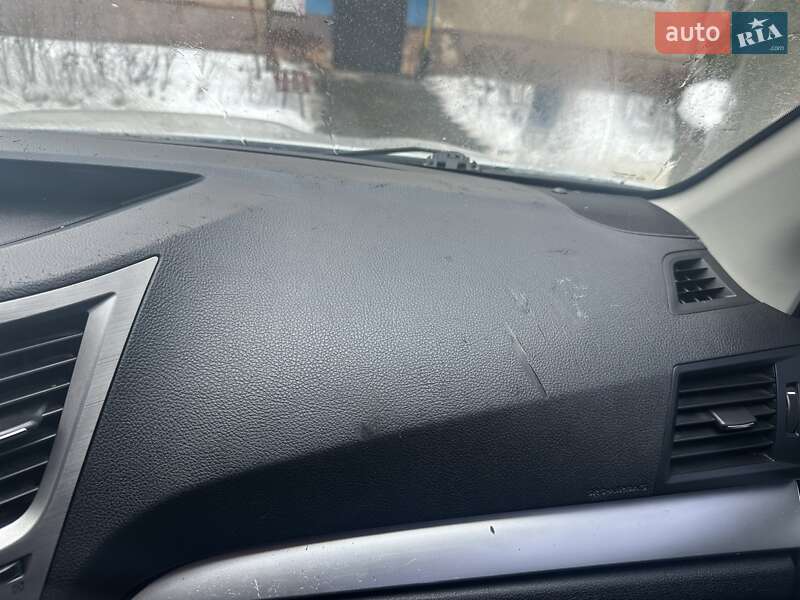Універсал Subaru Outback 2011 в Харкові