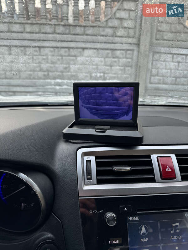 Универсал Subaru Outback 2015 в Черкассах