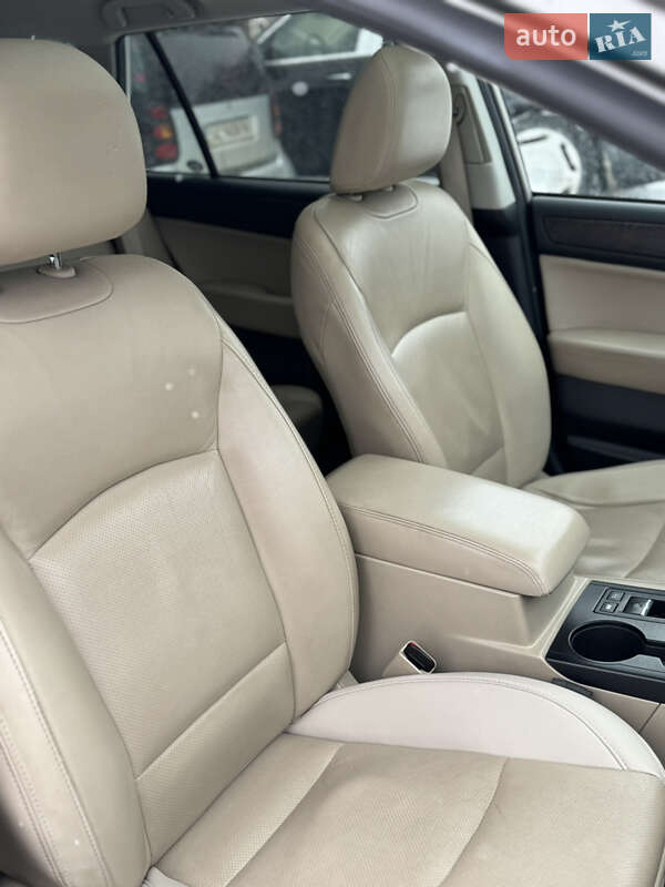 Универсал Subaru Outback 2017 в Луцке