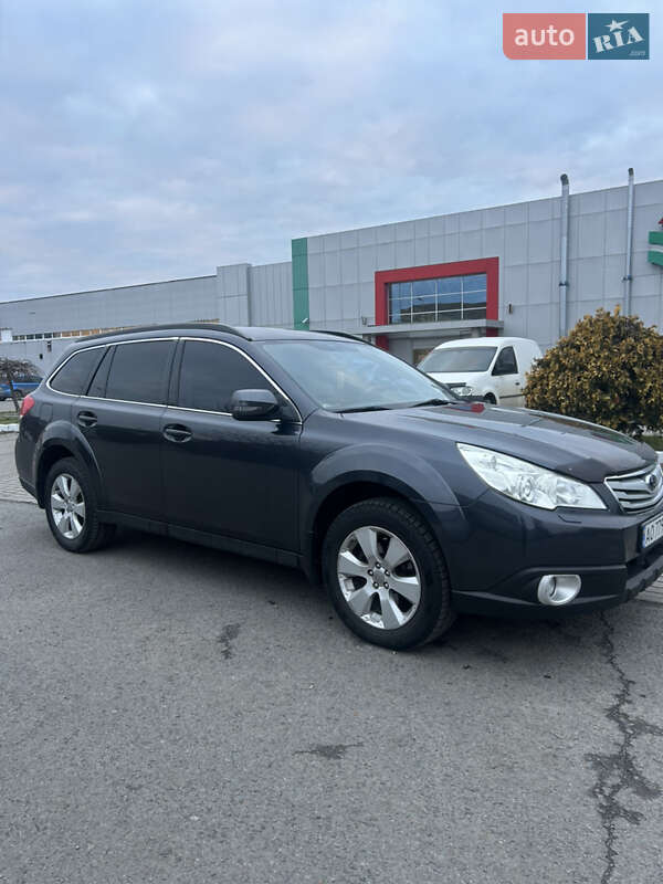 Универсал Subaru Outback 2009 в Ужгороде