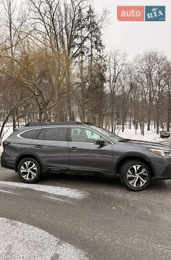 Внедорожник / Кроссовер Subaru Outback 2020 в Киеве
