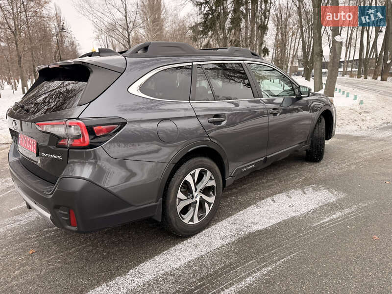 Позашляховик / Кросовер Subaru Outback 2020 в Києві