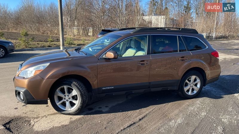 Универсал Subaru Outback 2013 в Ровно
