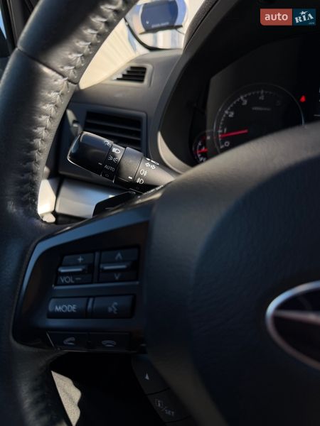 Универсал Subaru Outback 2012 в Киеве