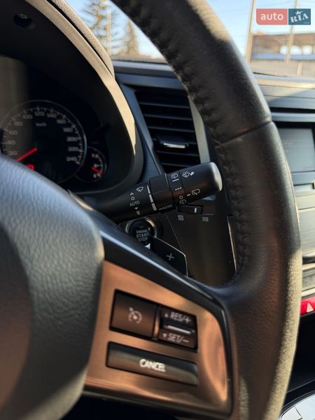 Универсал Subaru Outback 2012 в Киеве