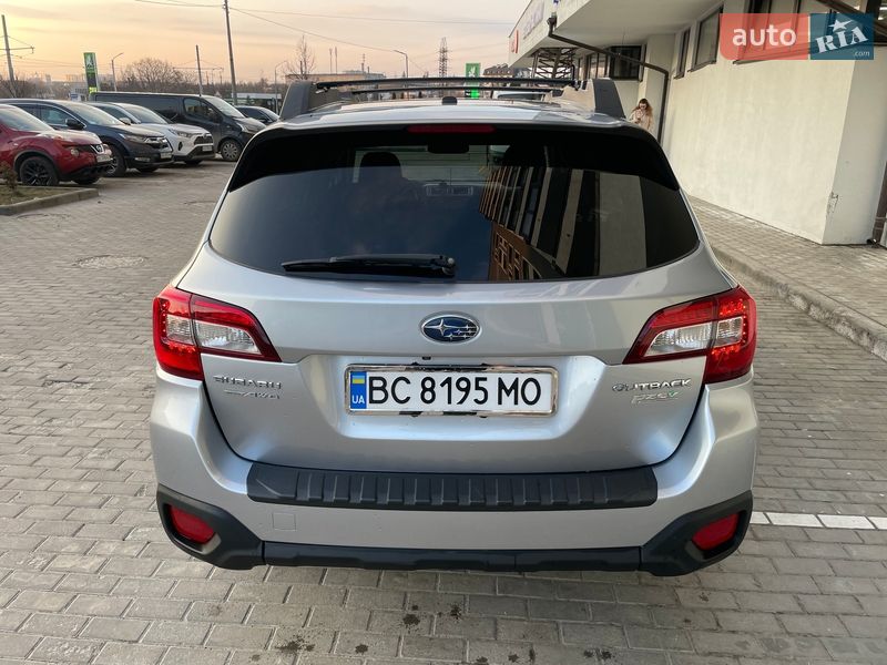 Универсал Subaru Outback 2015 в Львове