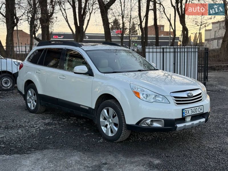 Універсал Subaru Outback 2011 в Хмельницькому